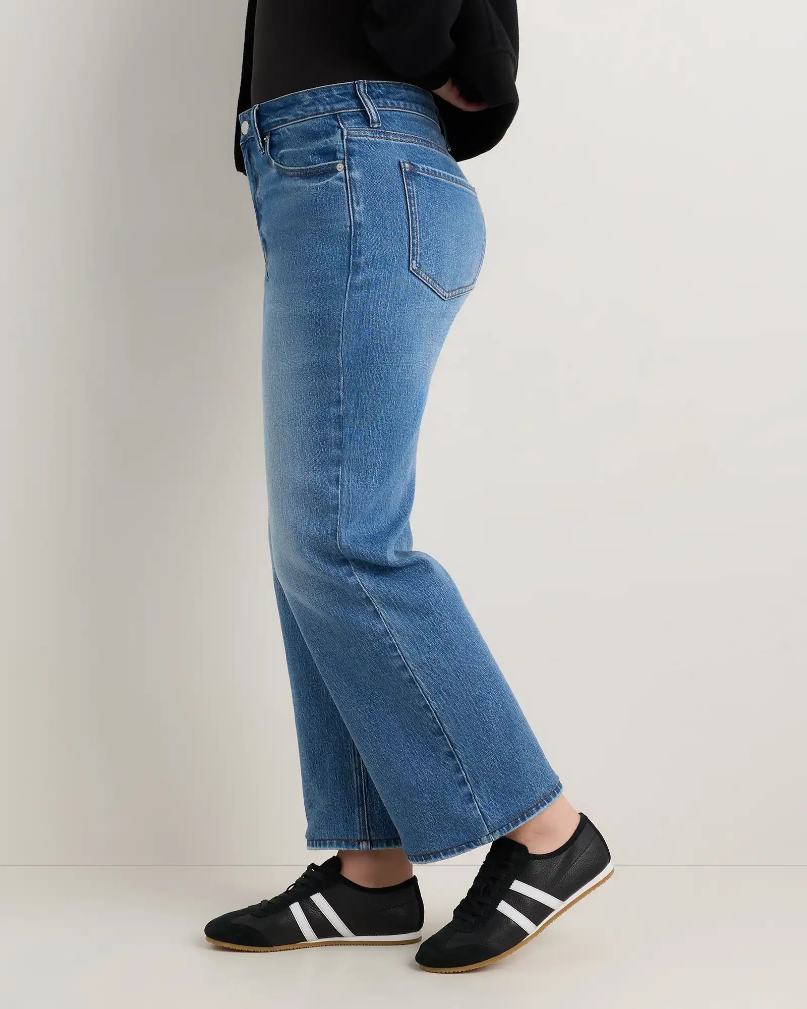 Curvy Bella Stretch Relaxed Straight Jeans