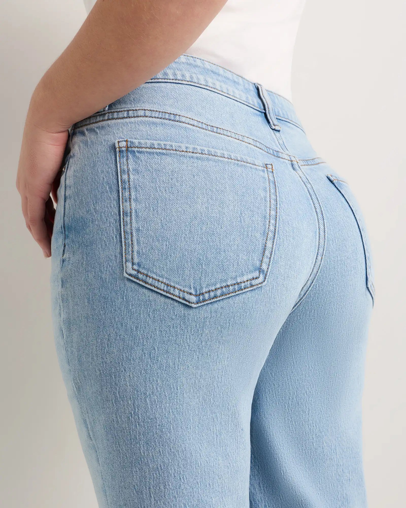 Curvy Bella Stretch Relaxed Straight Jeans