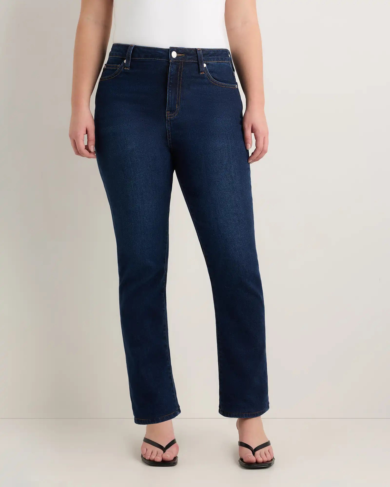 Curvy Bella Stretch Straight Jeans