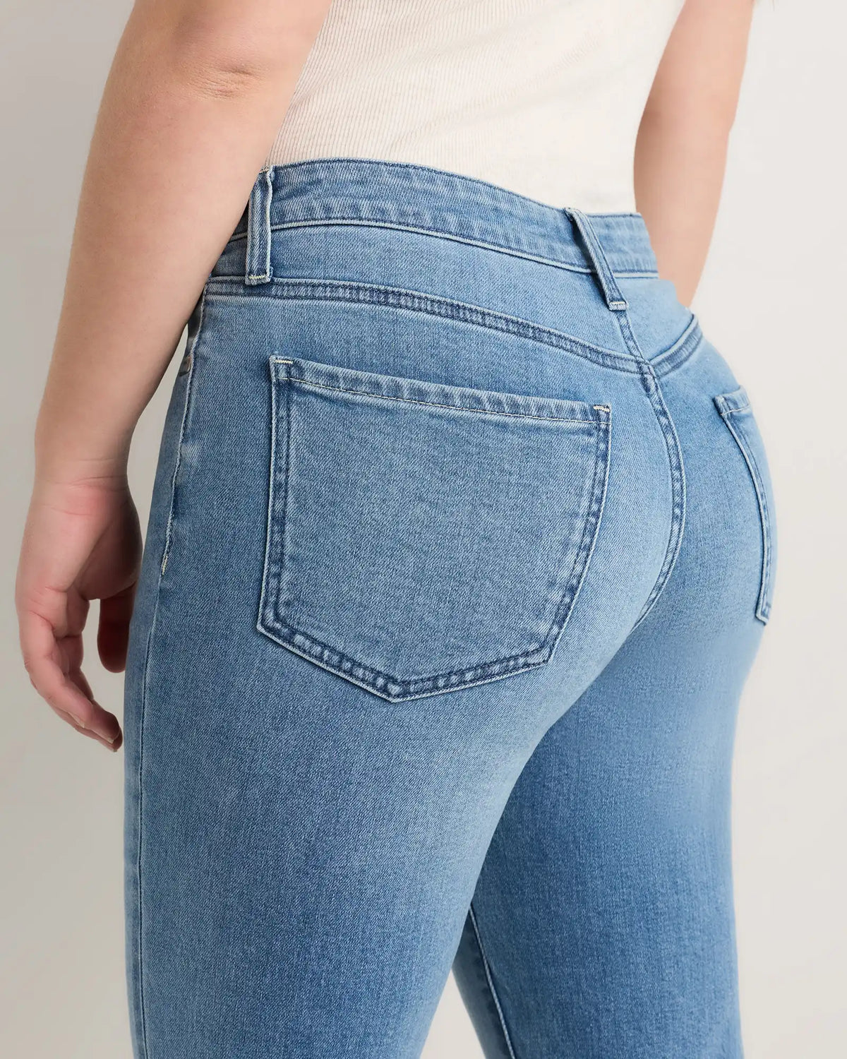 Curvy Bella Stretch Straight Jeans