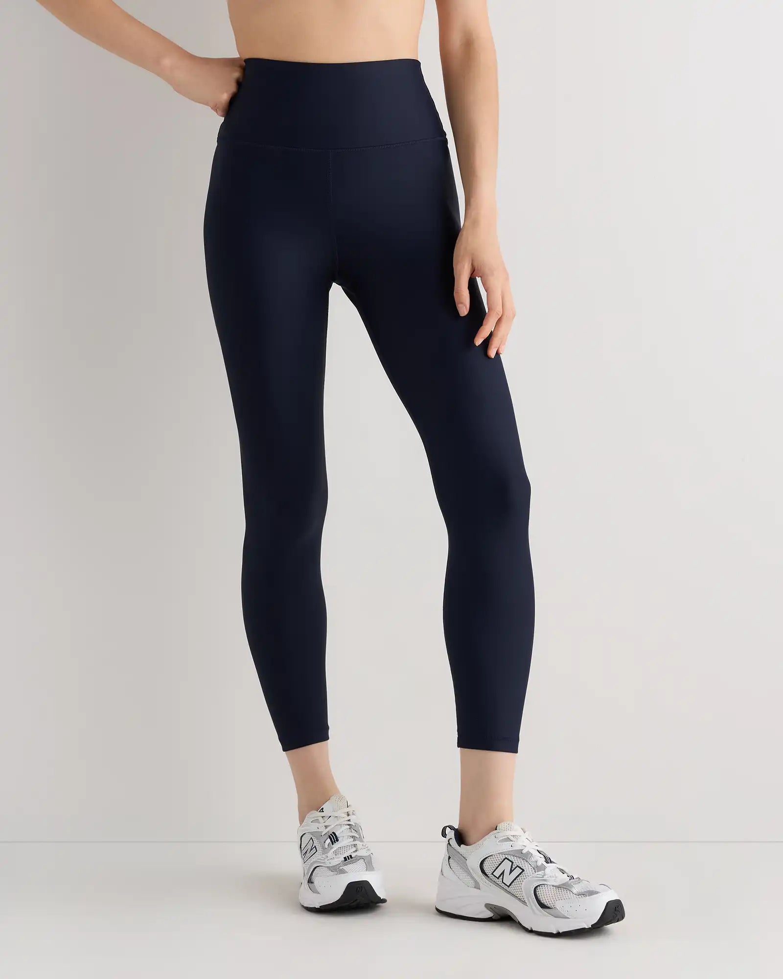 Satin-Sculpt High-Waisted Legging