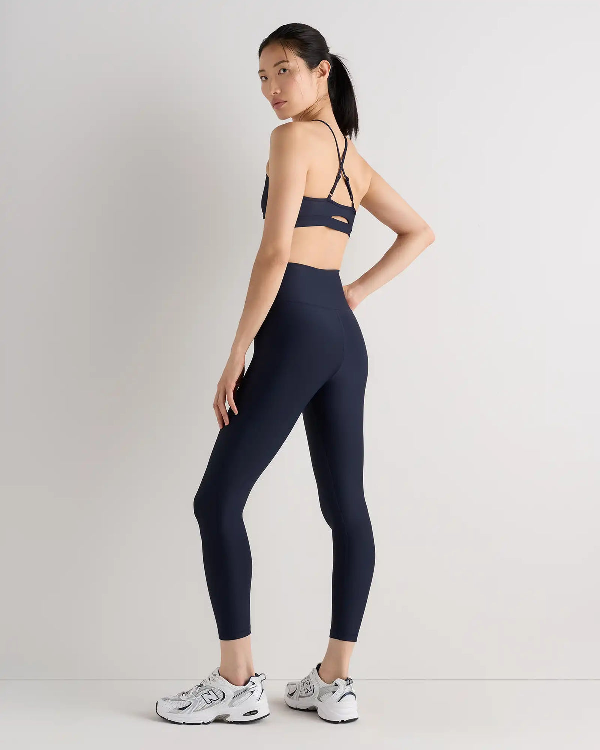 Satin-Sculpt High-Waisted Legging