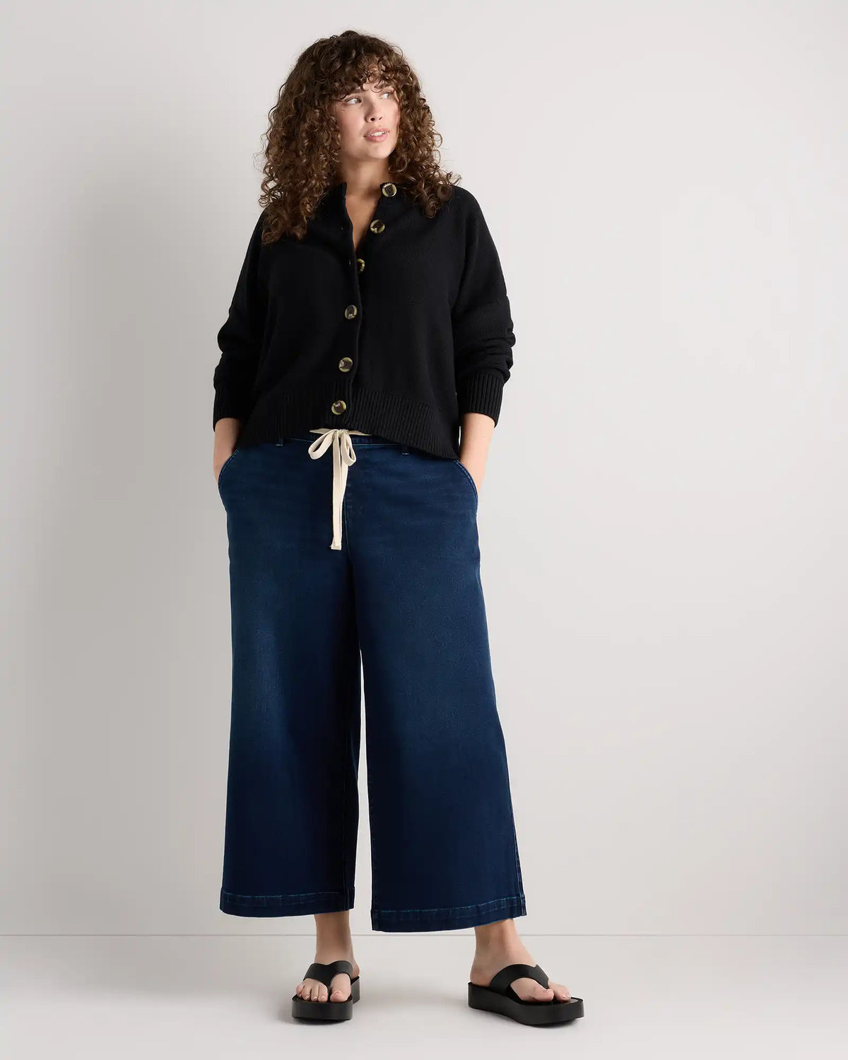 Mia Wide Leg Crop Jeans