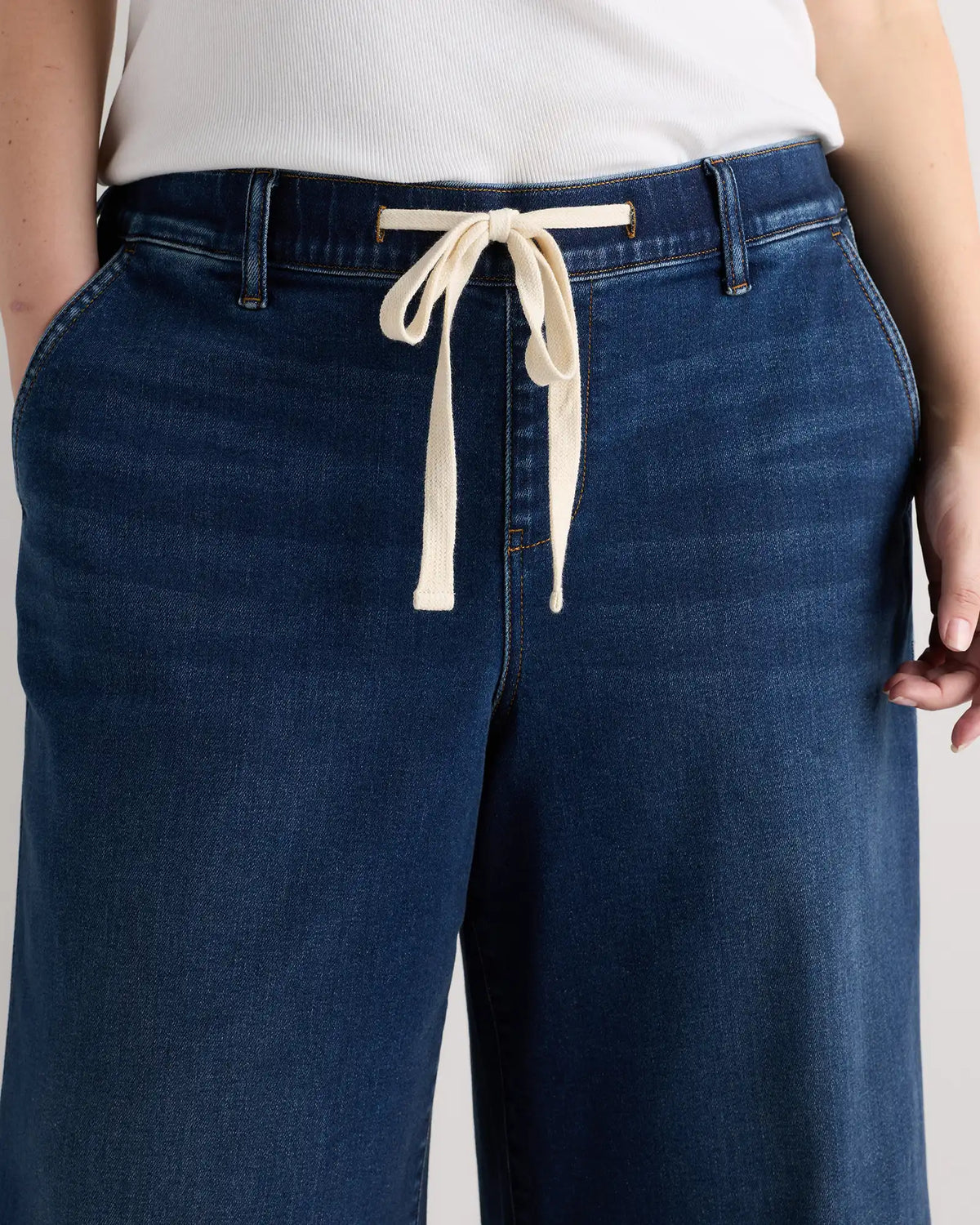Mia Wide Leg Crop Jeans