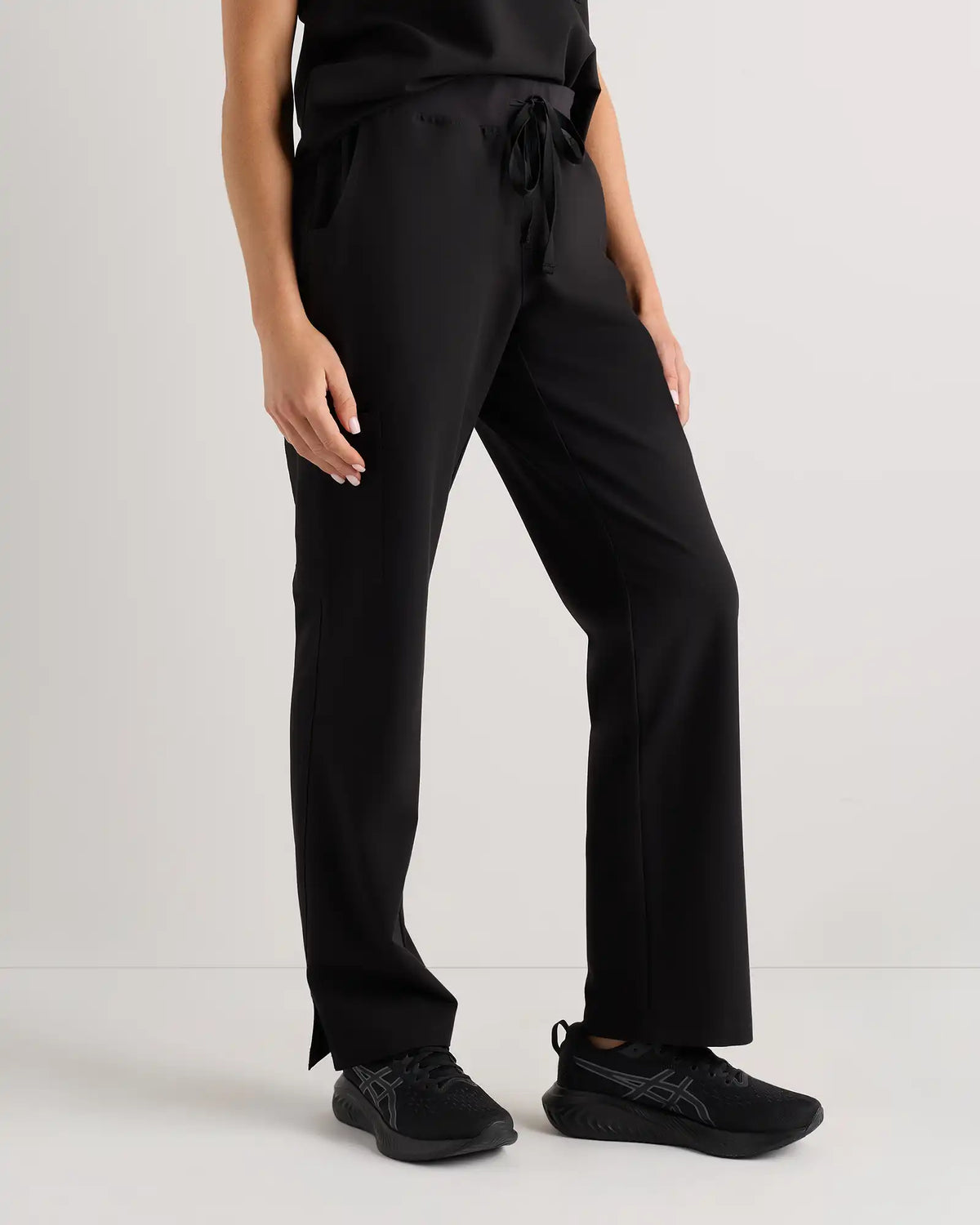 AeraFlex Scrub Cargo Pants