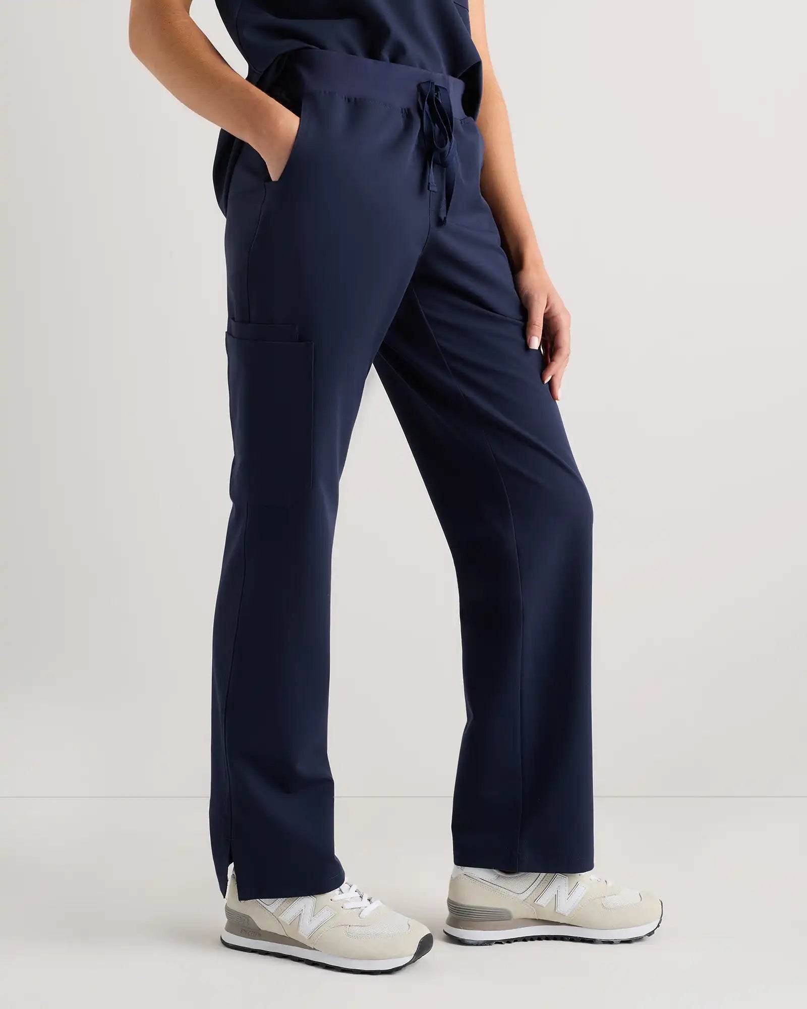 AeraFlex Scrub Cargo Pants