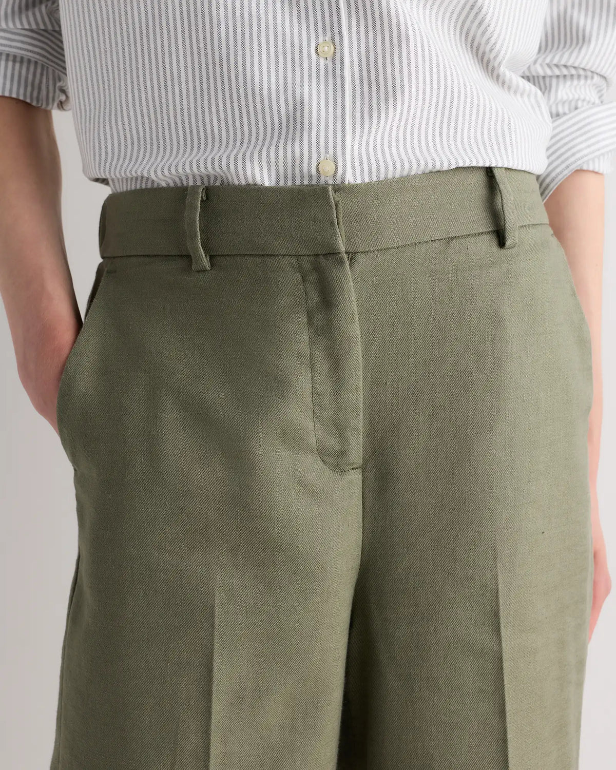 European Stretch Linen Trouser