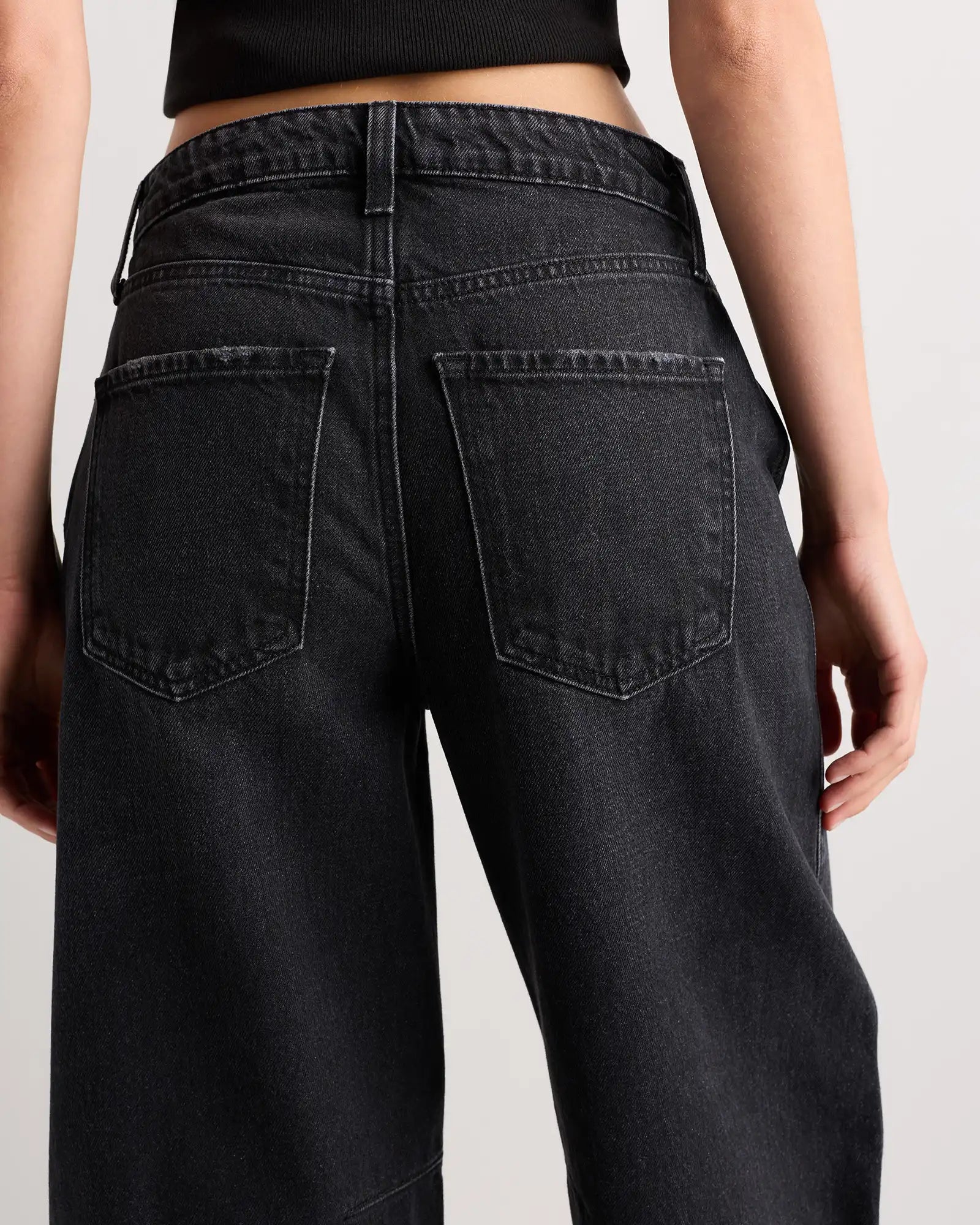 Maya Rigid Exaggerated Barrel Jeans