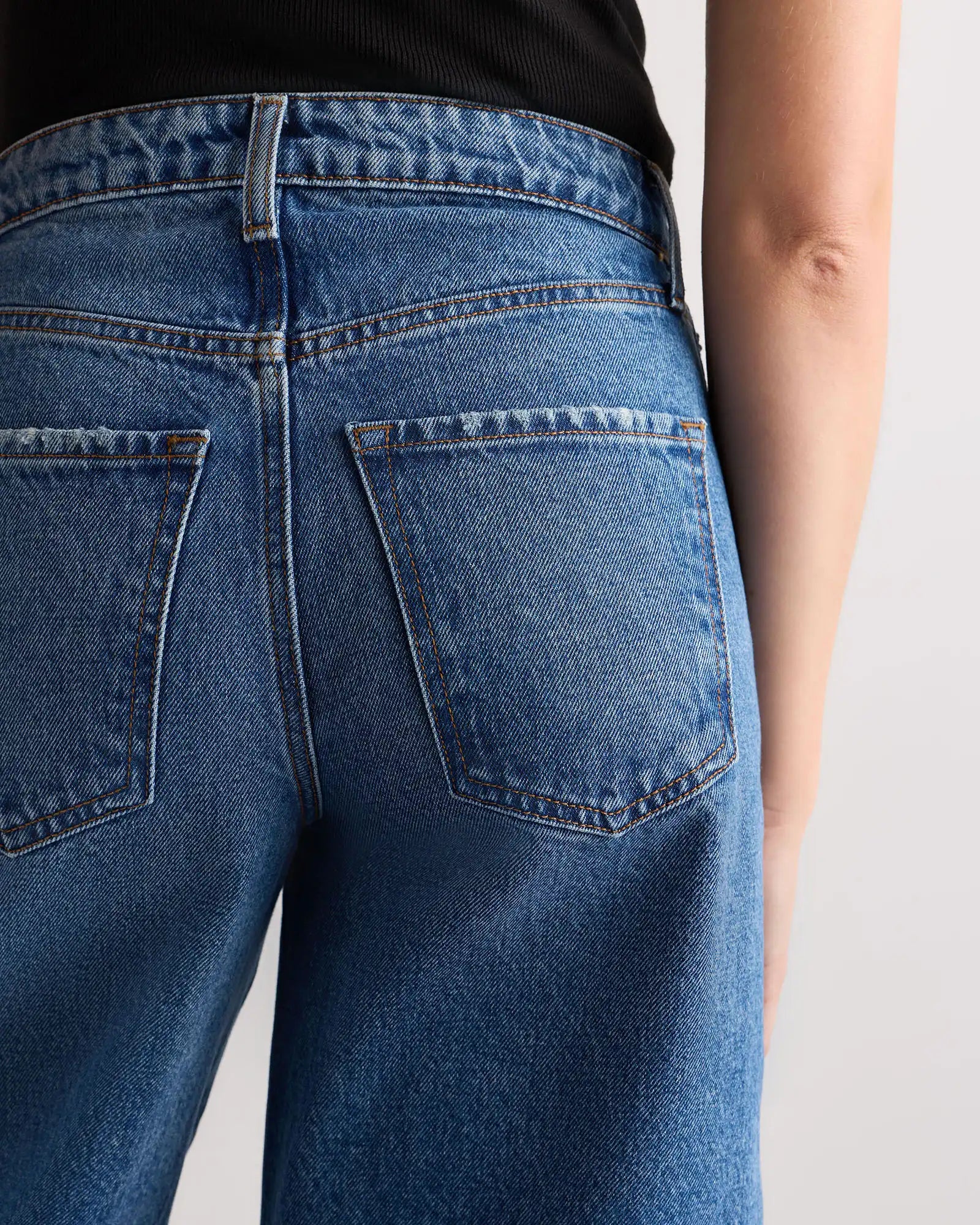 Maya Rigid Exaggerated Barrel Jeans