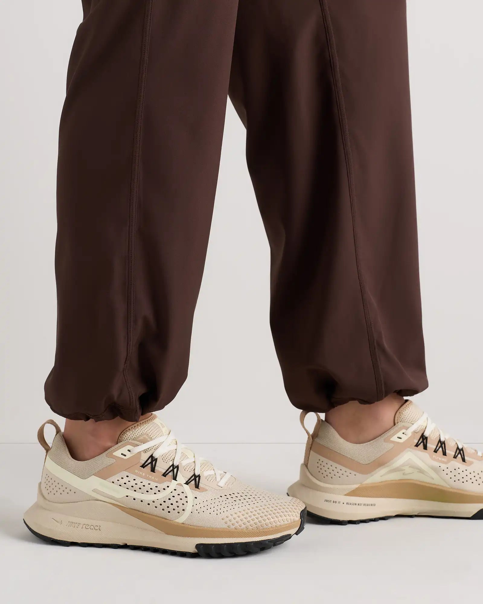 Performance Tech Cargo Mid-Rise Pants