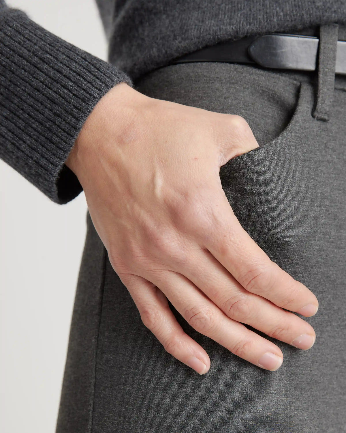 Ultra-Stretch Ponte Straight Leg 4-Pocket Pants