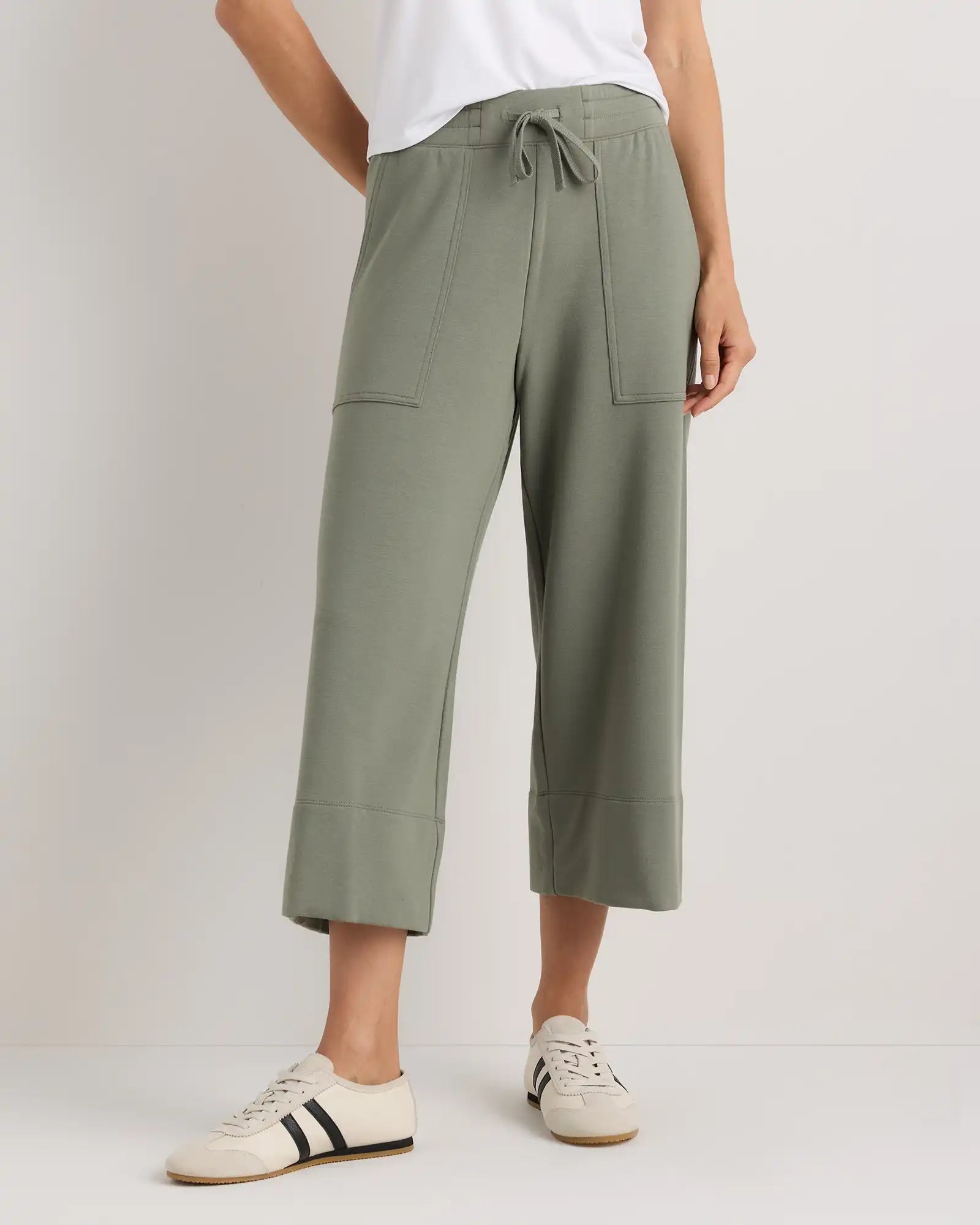 SuperSoft Fleece Cropped Wide Leg Pants