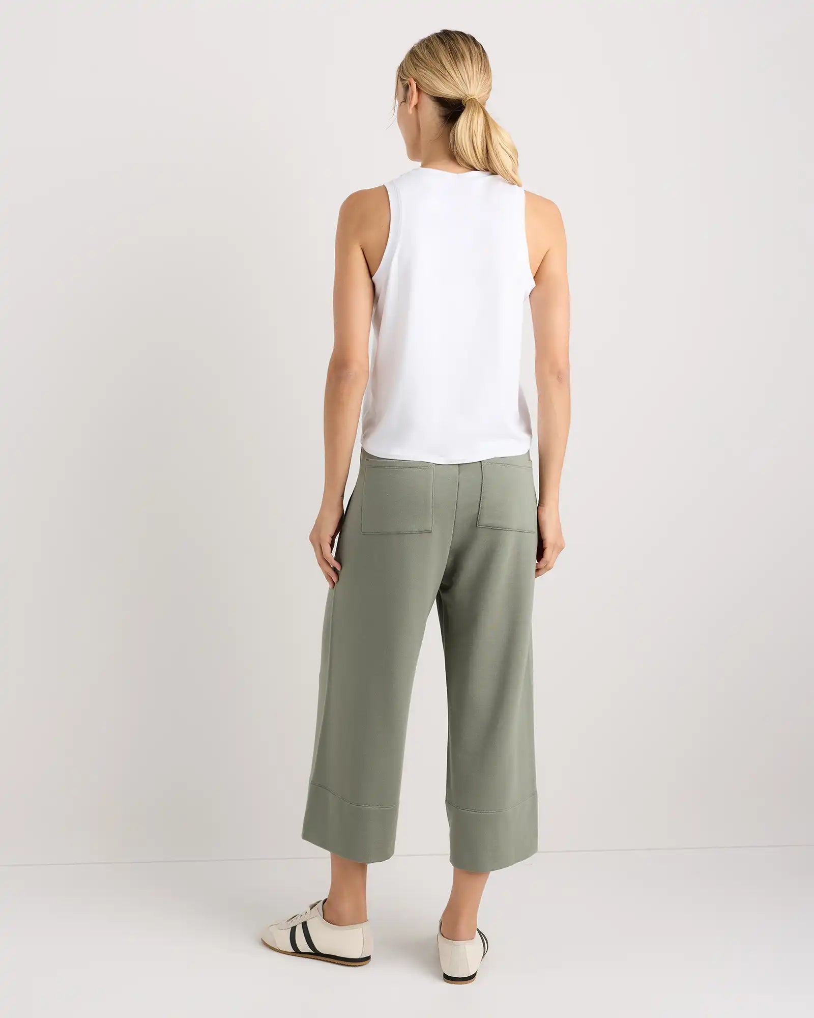 SuperSoft Fleece Cropped Wide Leg Pants
