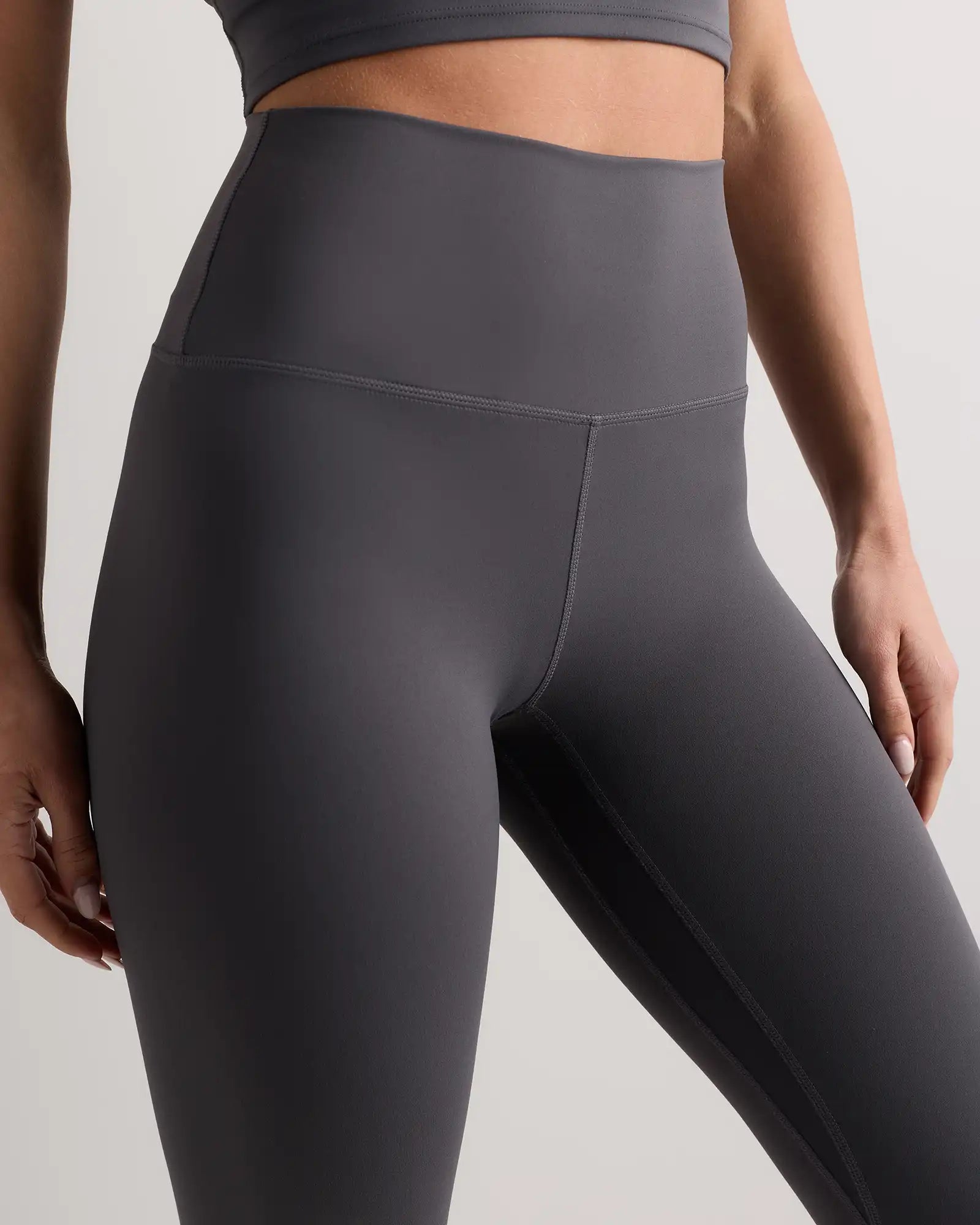 Ultra-Form High-Rise Legging
