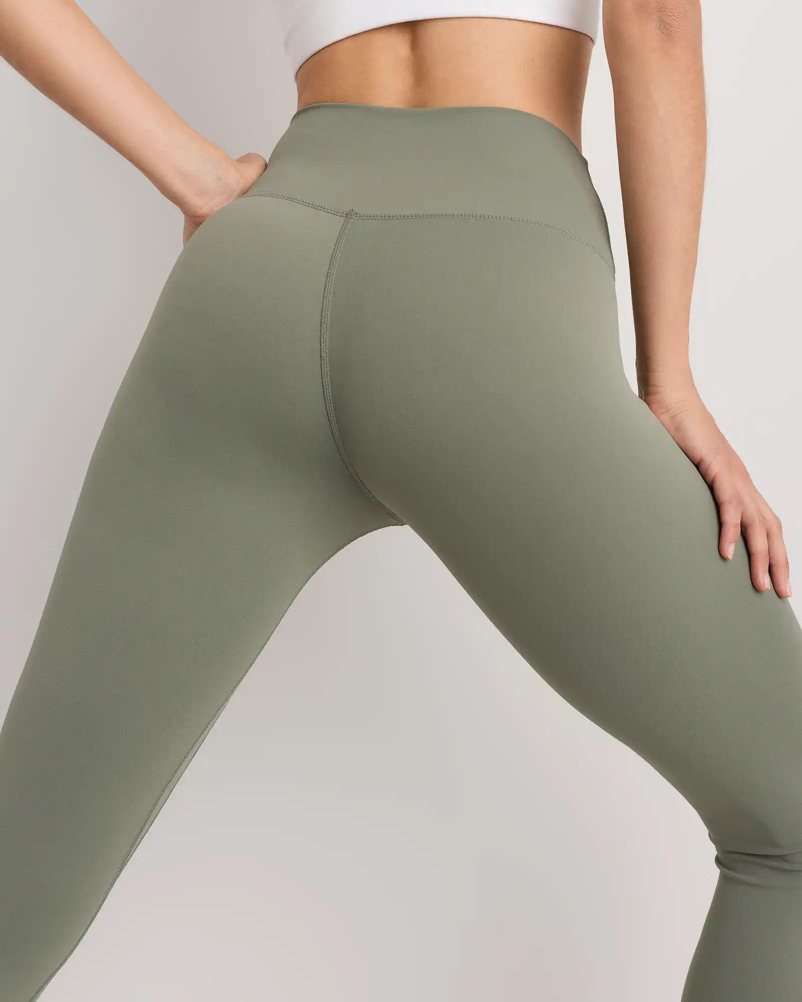 Ultra-Form High-Rise Legging