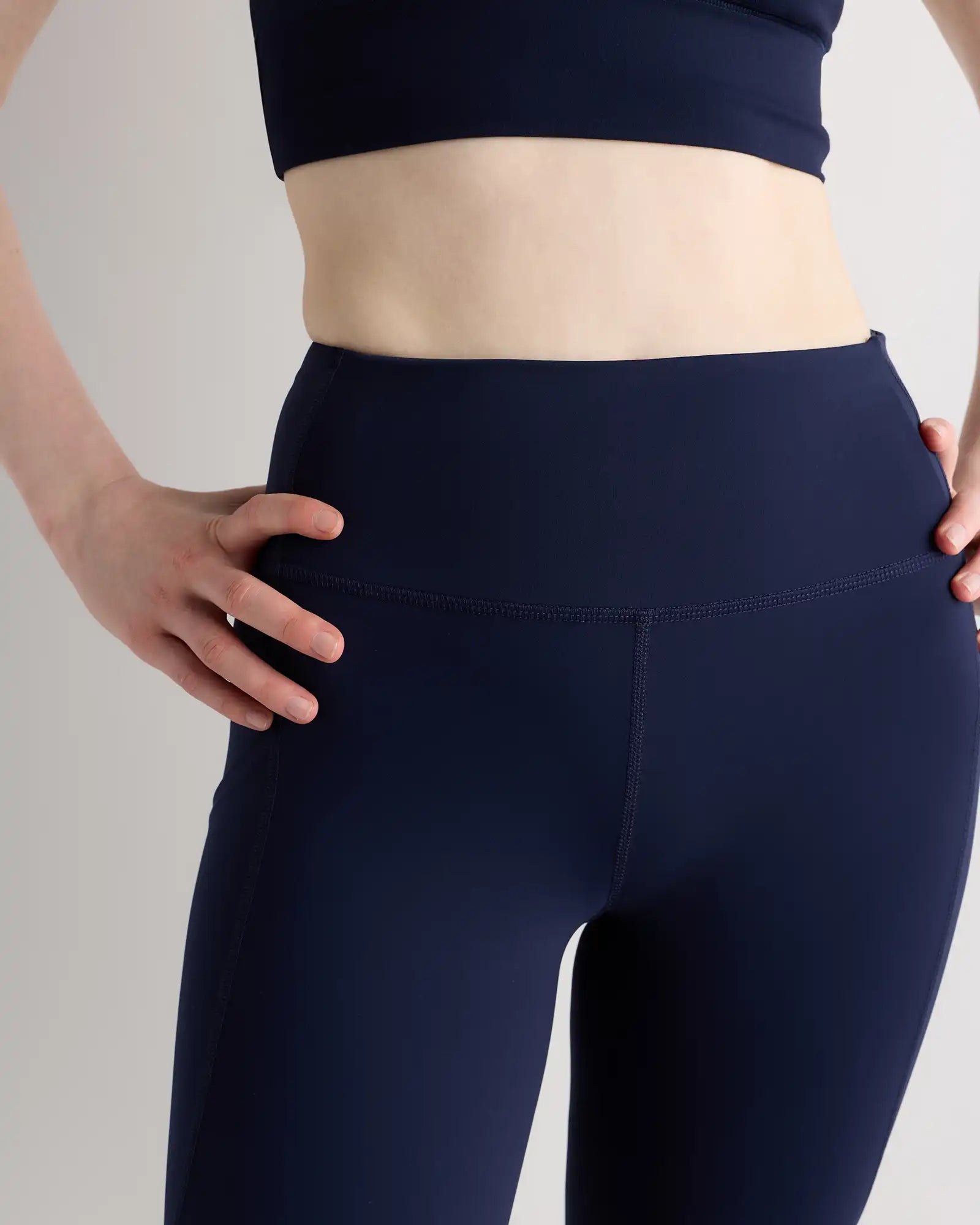 High-Rise Utility Run Legging