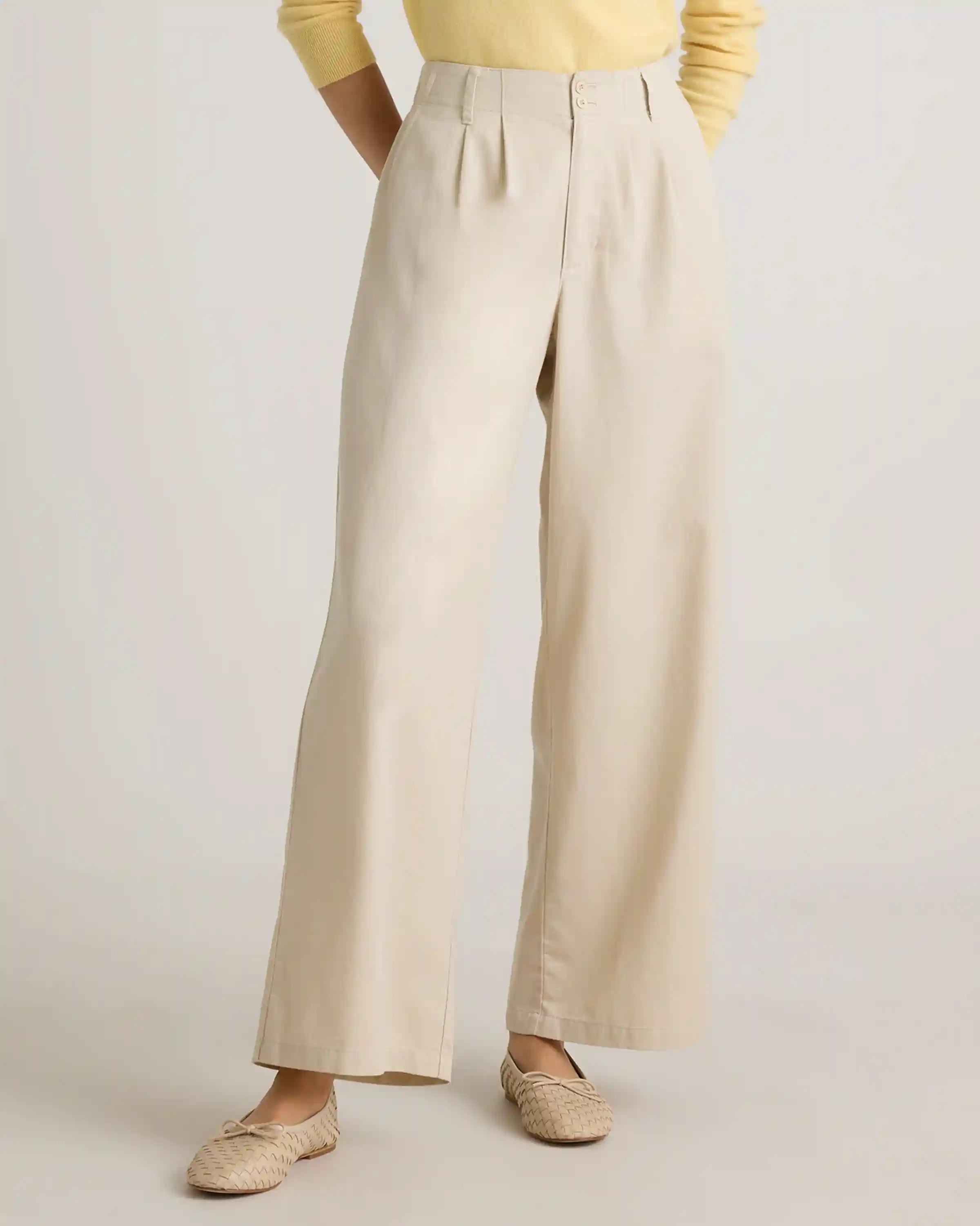 Drapey Twill Pleated Trouser