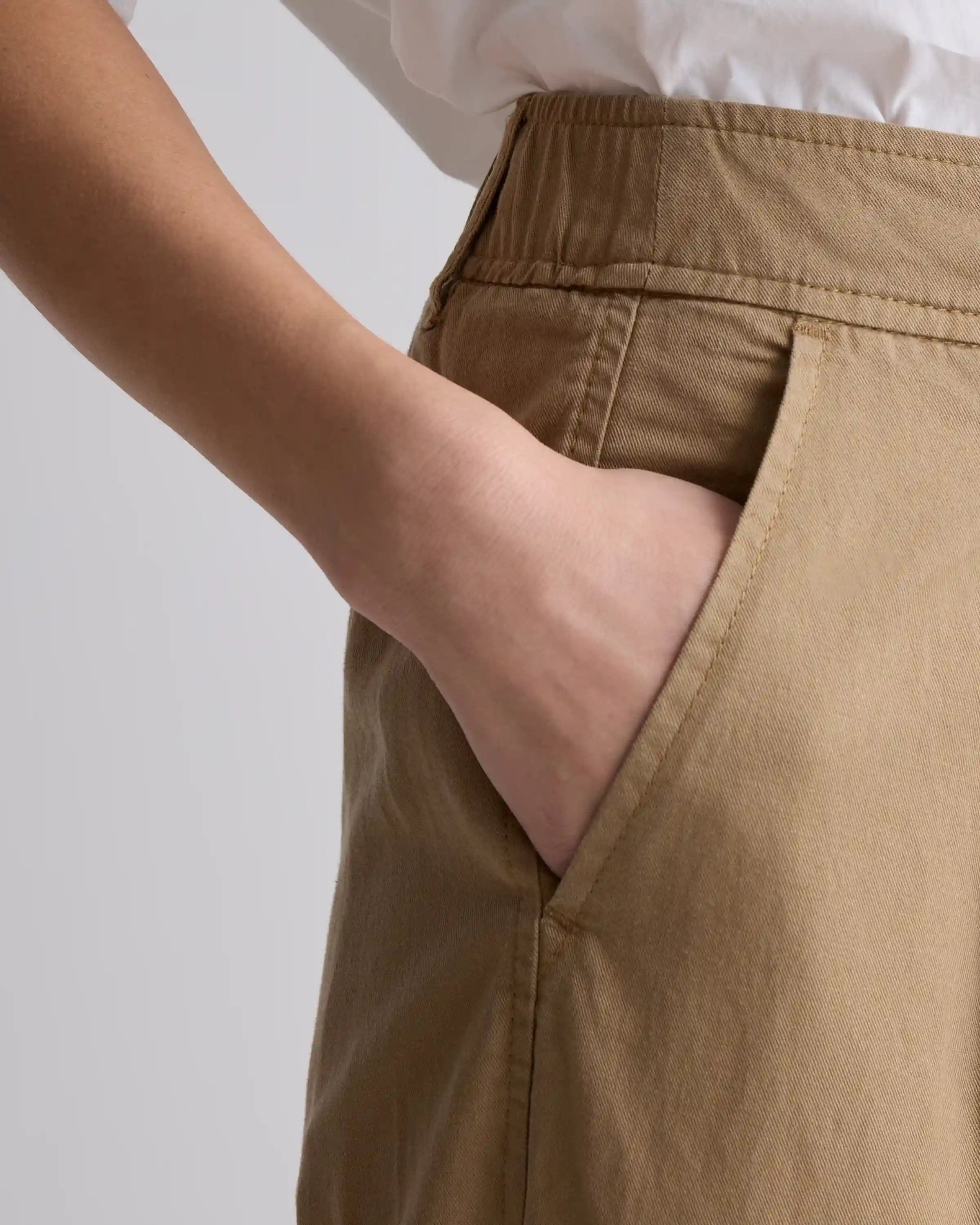 Drapey Twill Tapered Trouser
