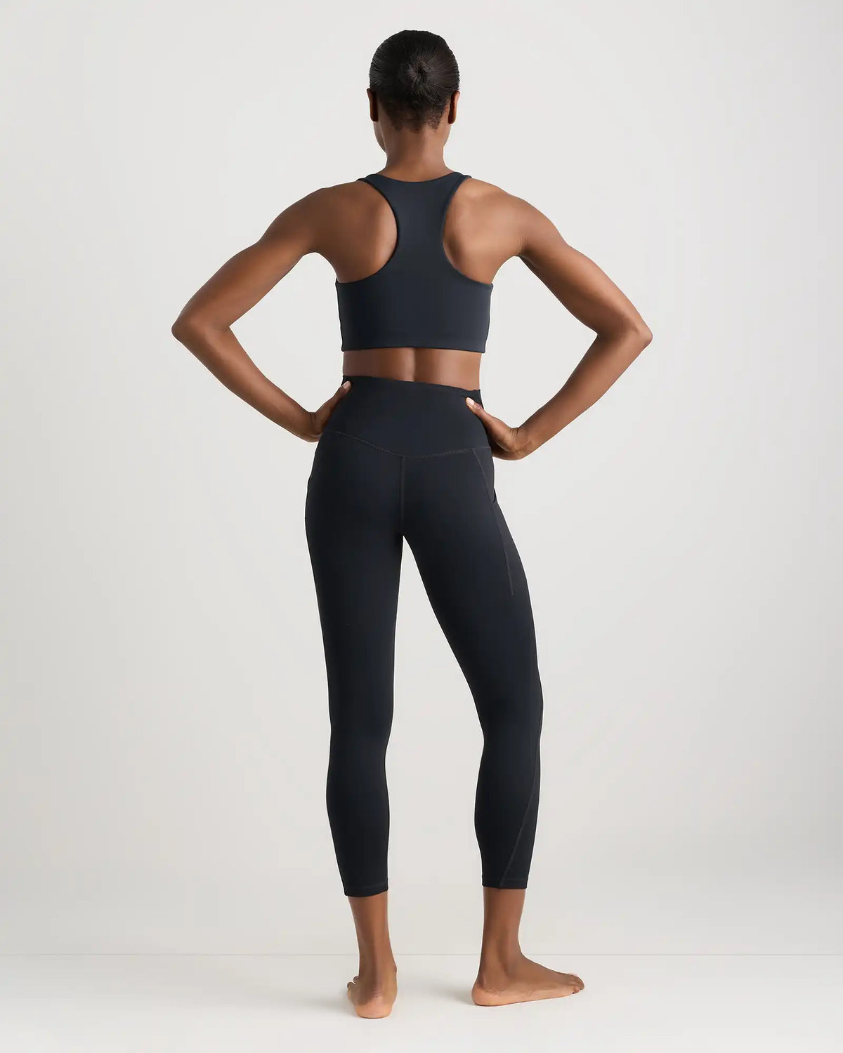 Ultra-Form High-Rise Pocket Legging