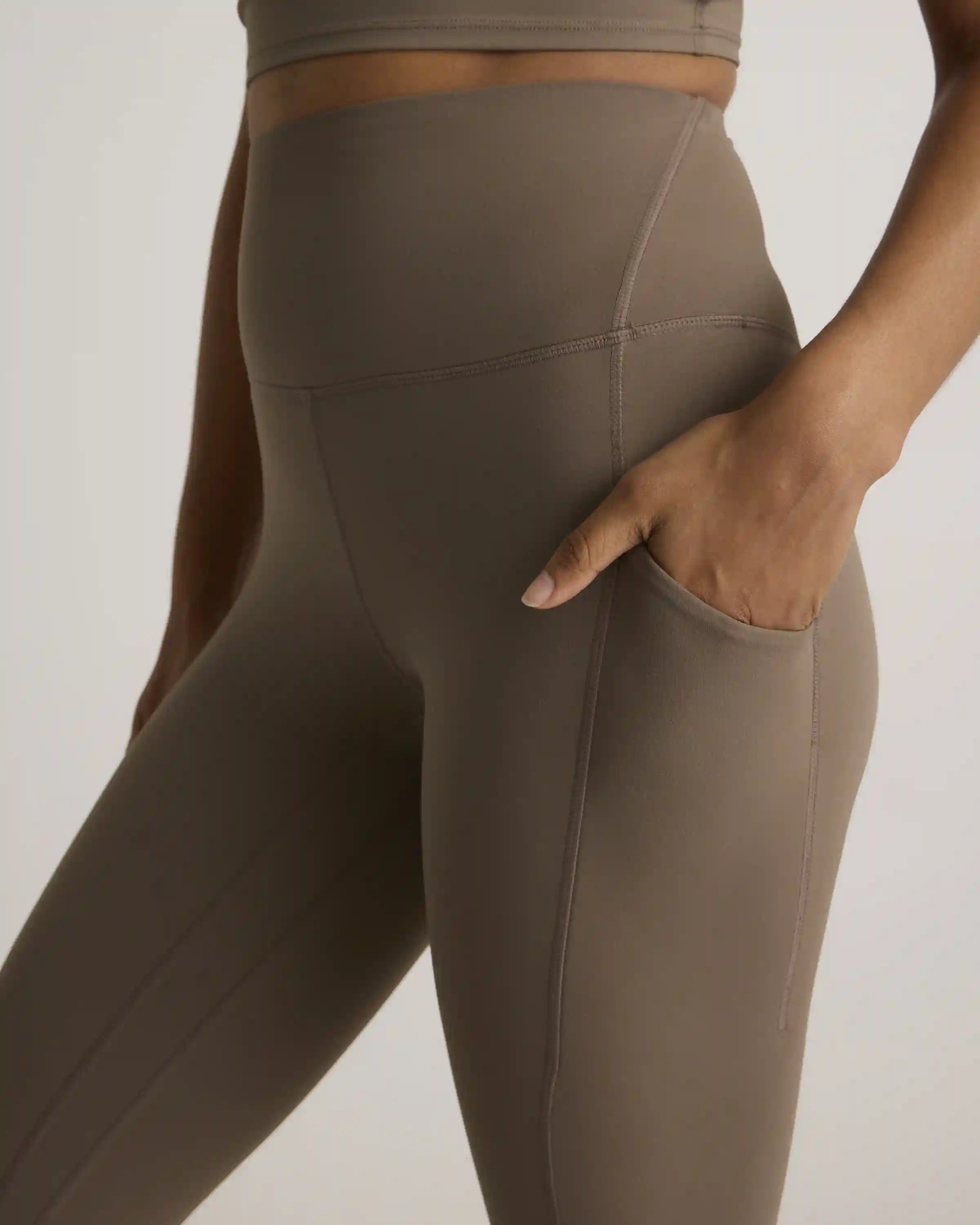 Ultra-Form High-Rise Pocket Legging