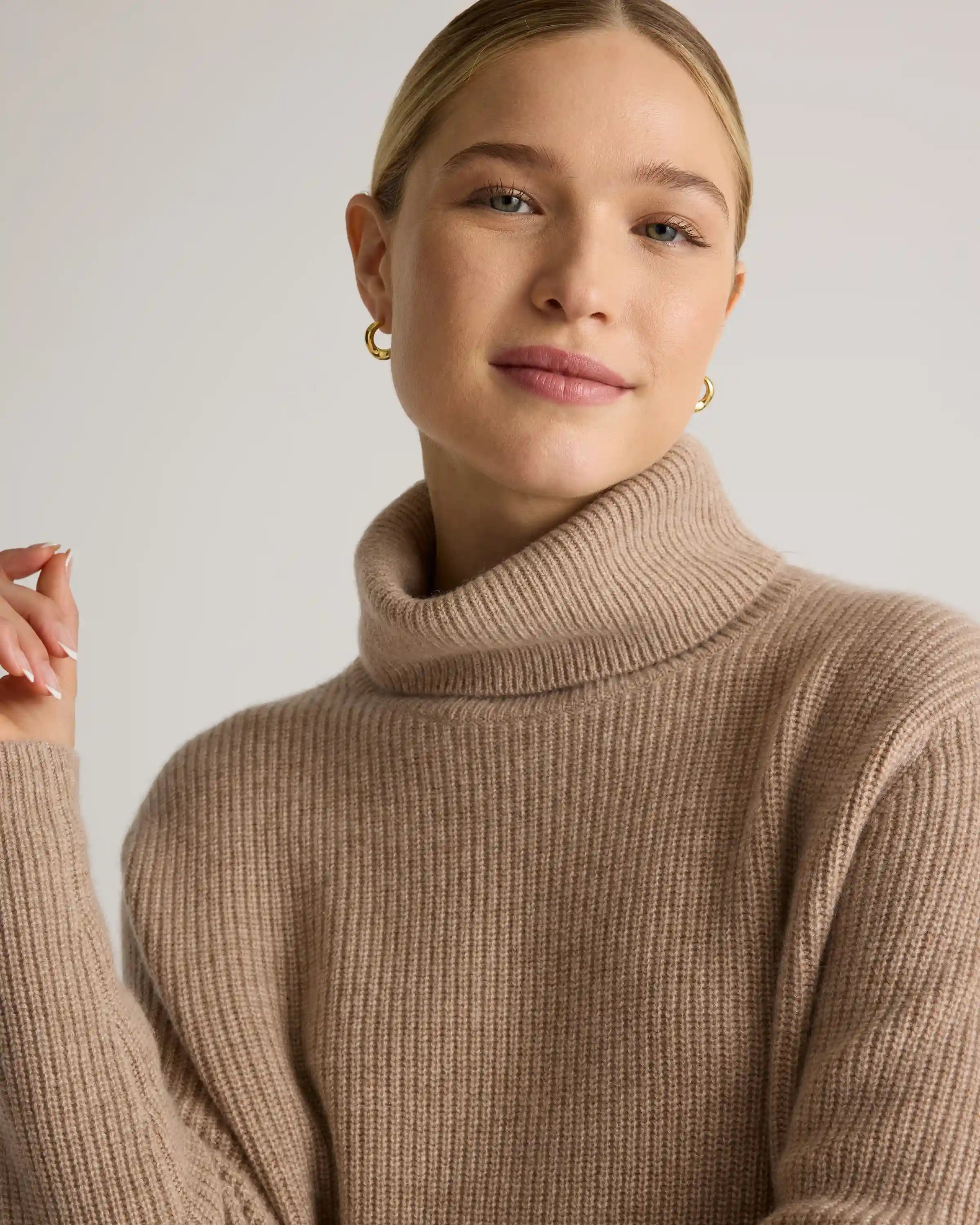 Mongolian Cashmere Fisherman Turtleneck Sweater