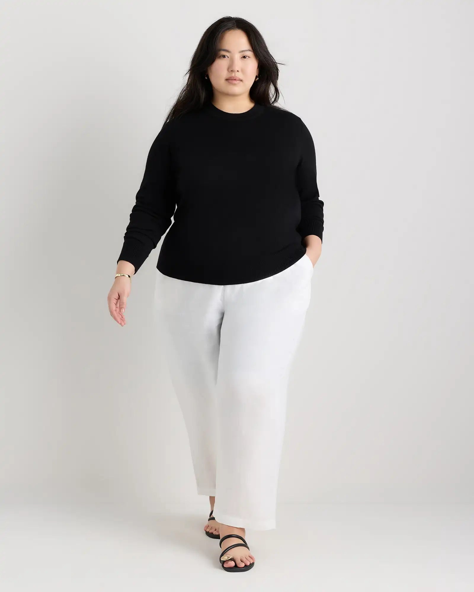 Lightweight Cotton Cashmere Crew Sweater