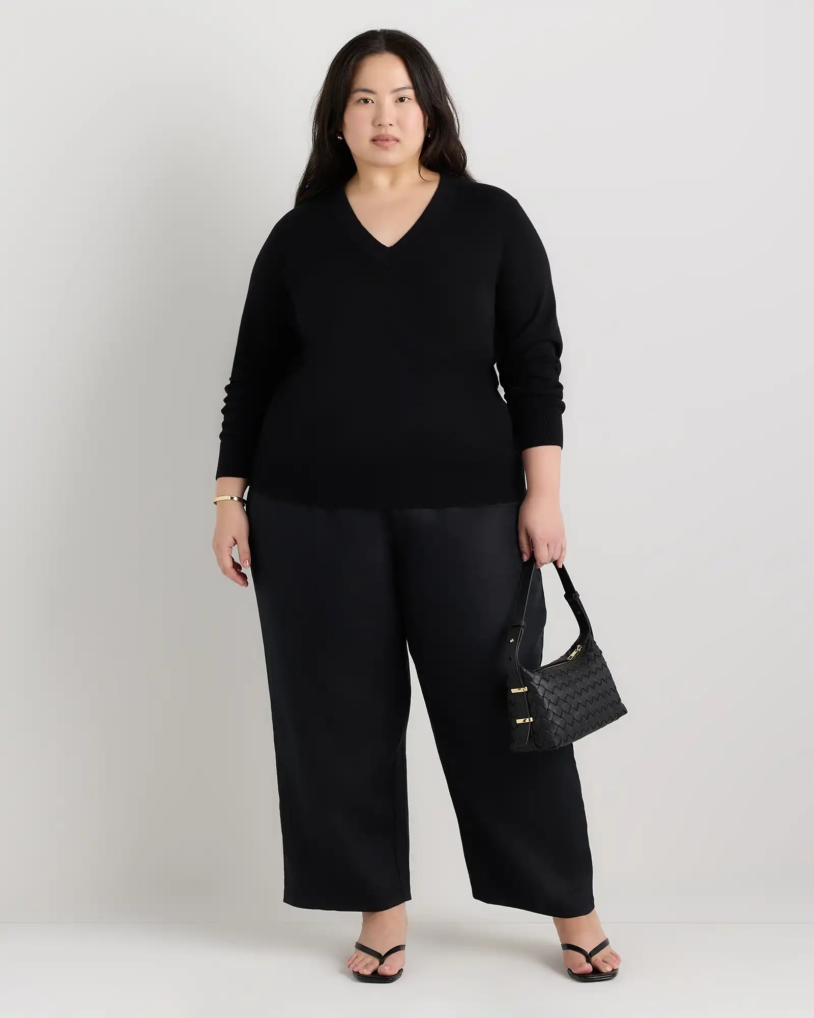 Lightweight Cotton Cashmere V-Neck Sweater
