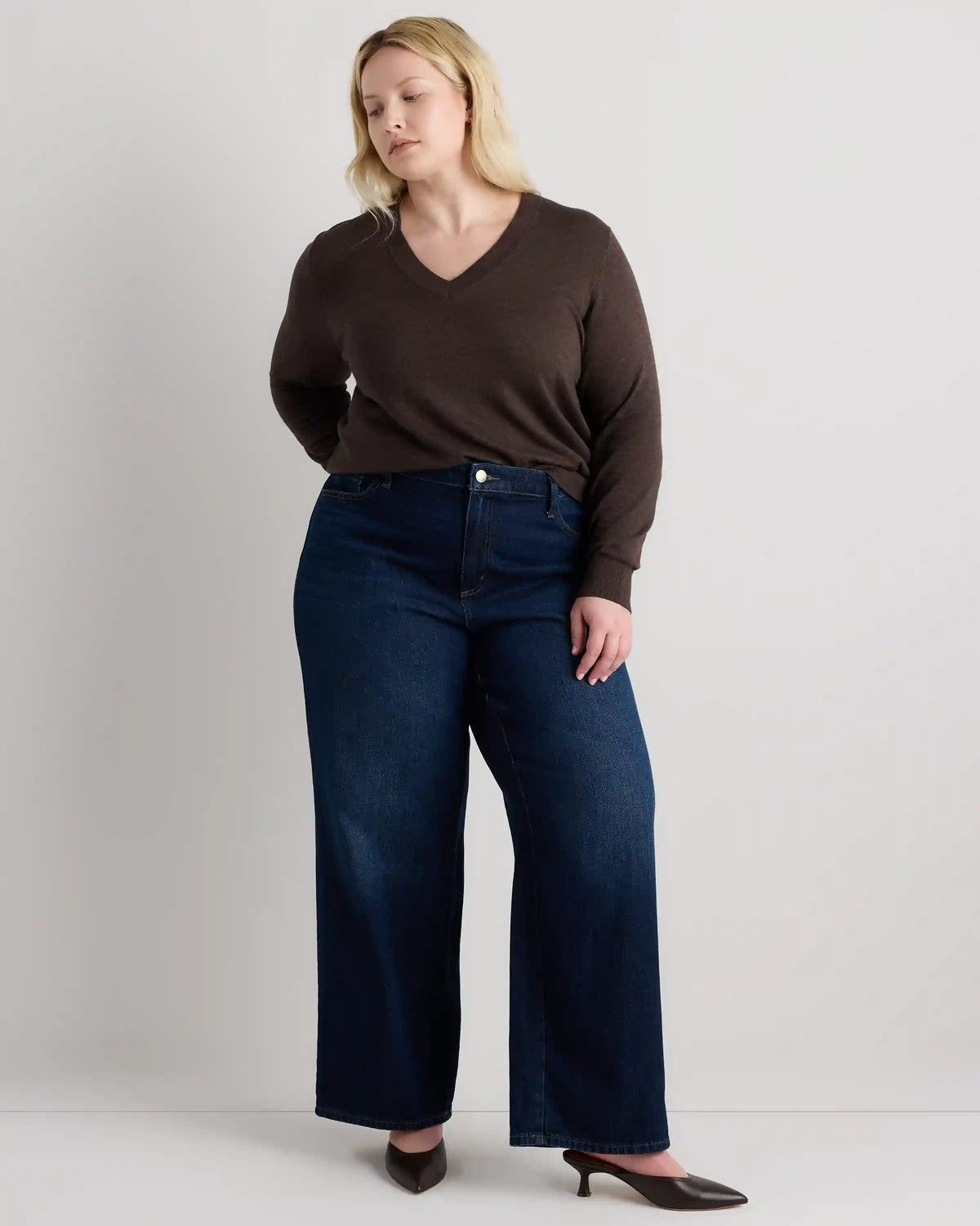Lightweight Cotton Cashmere V-Neck Sweater