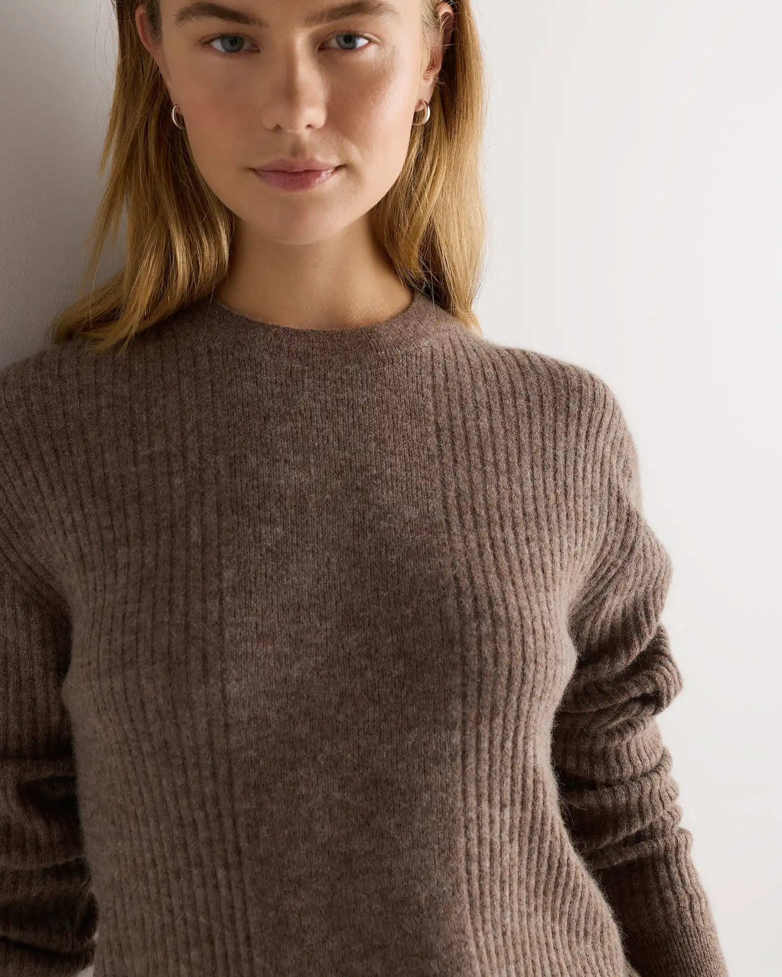 Lightweight Baby Alpaca Relaxed Ribbed Crewneck