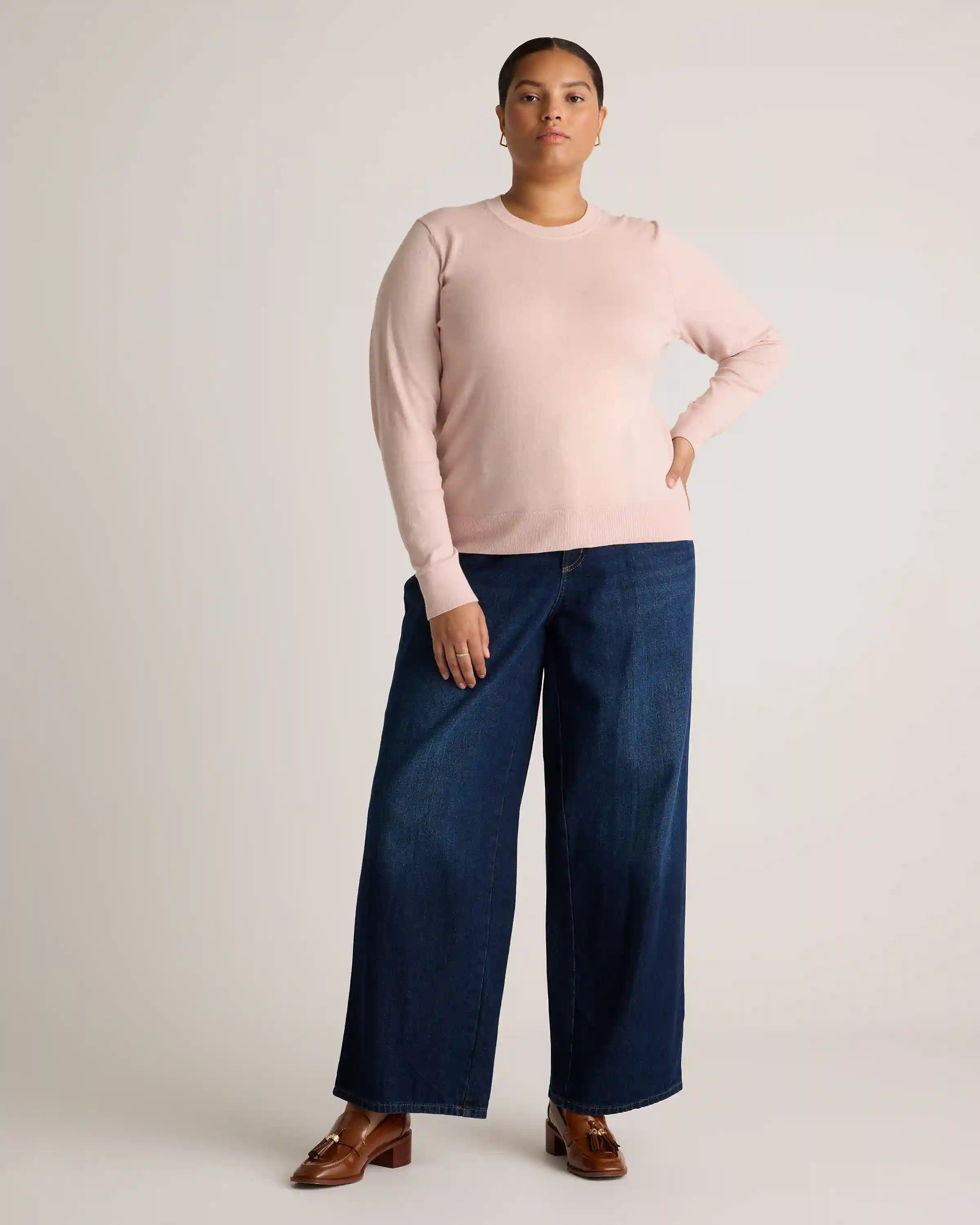 Lightweight Cotton Cashmere Crew Sweater
