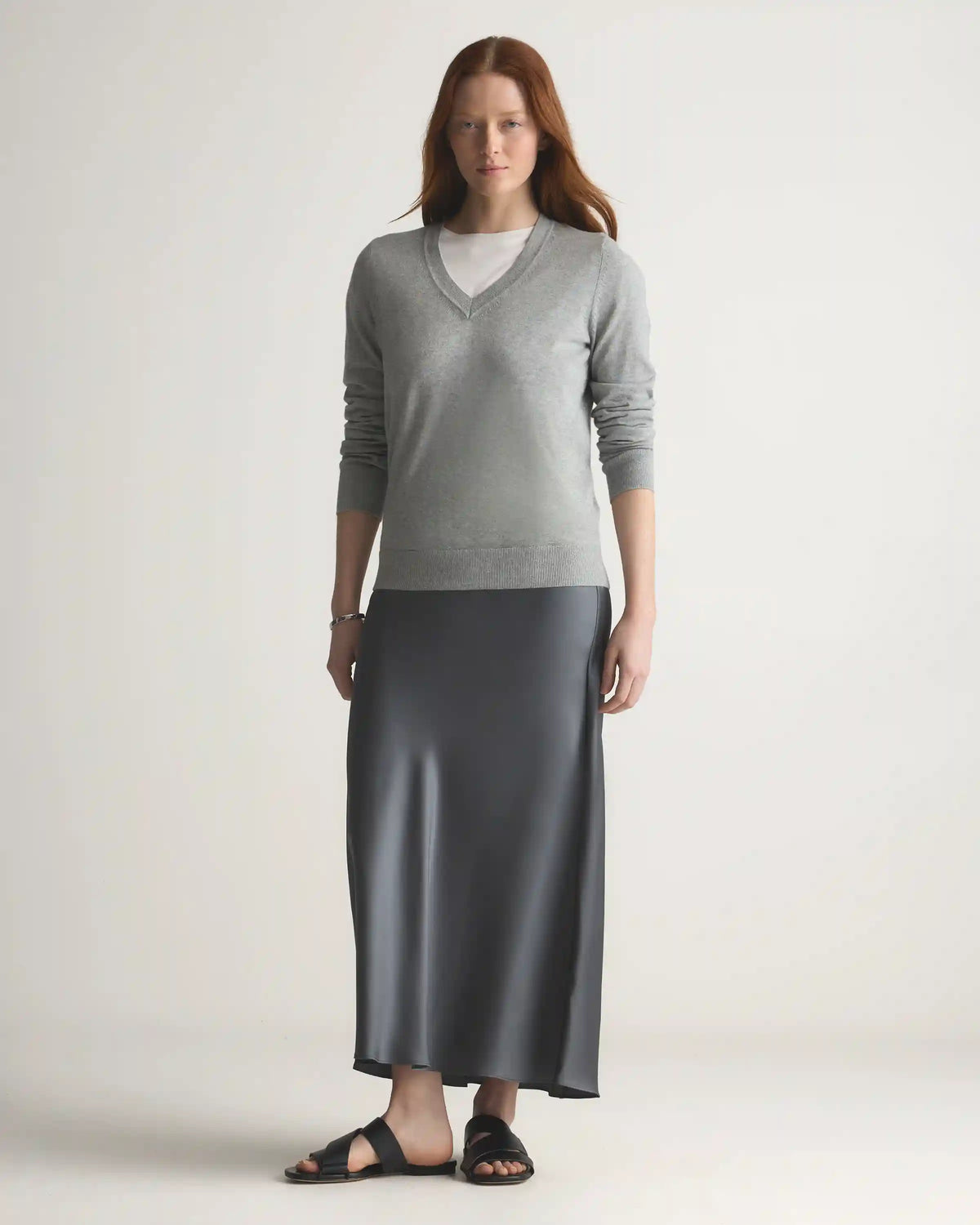 Lightweight Cotton Cashmere V-Neck Sweater