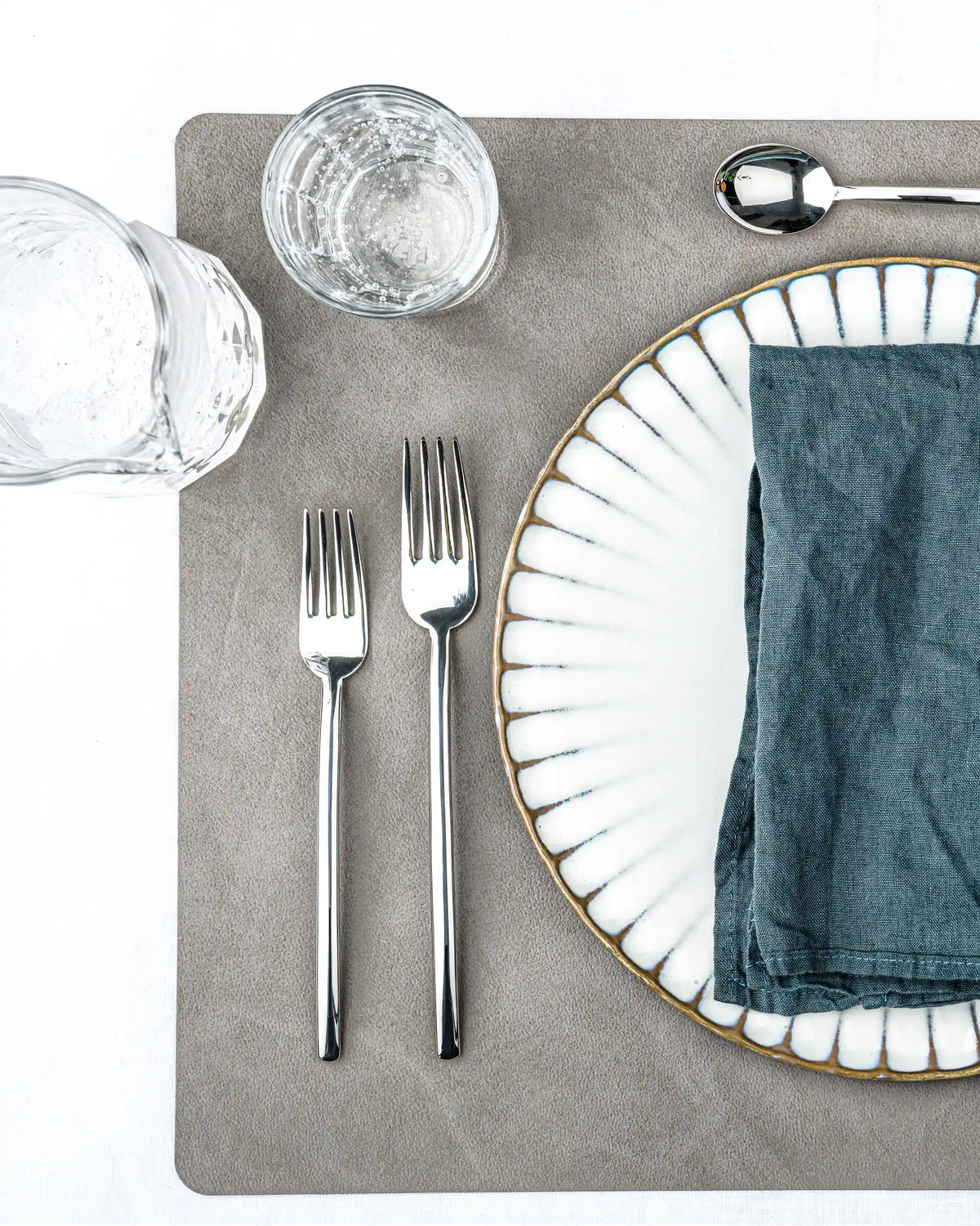 Due Flatware 20-Pc Set by Mepra