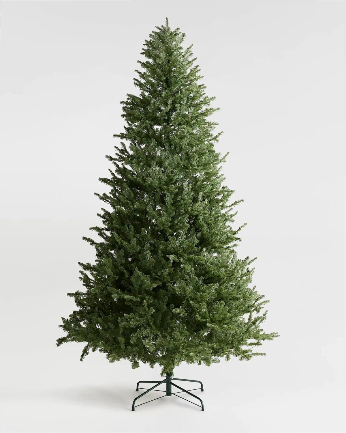 Fraser Fir Christmas Tree: Unlit