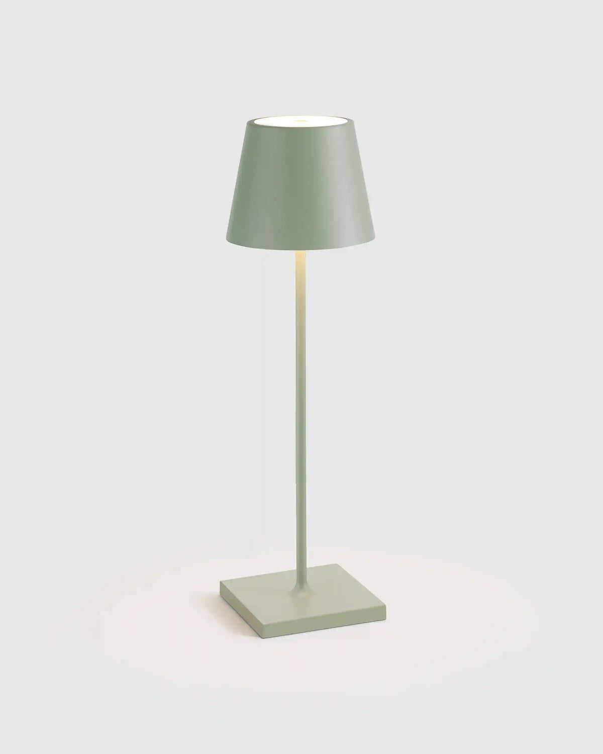 Poldina Pro Rechargeable Table Lamp by Zafferano