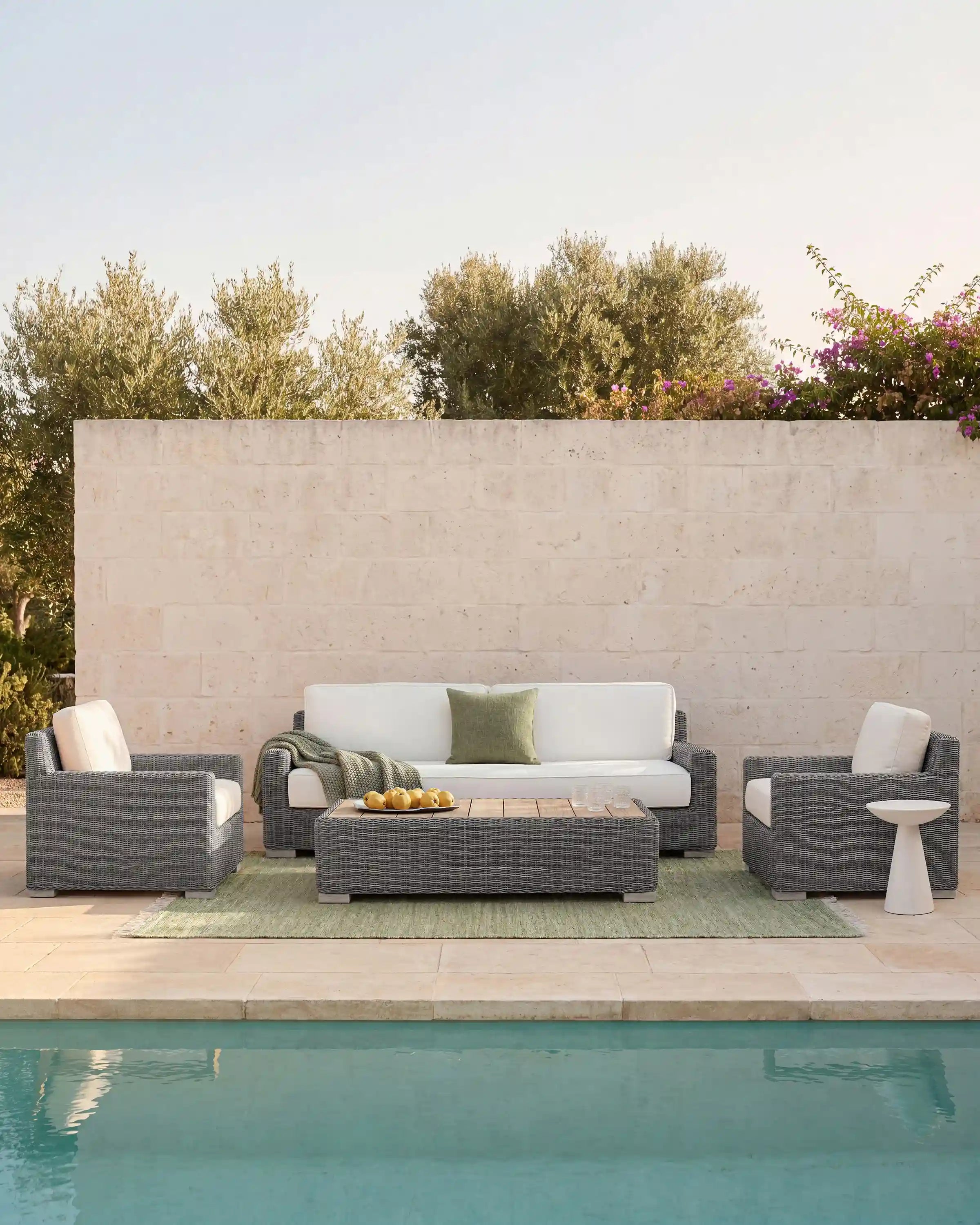 Classic All-Weather Wicker Outdoor Coffee Table